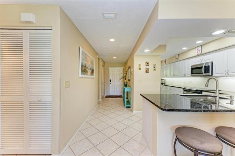 Copropriété à vendre à Sarasota, Floride: 3 chambres, 134.15 m2 № 1133287 - photo 9