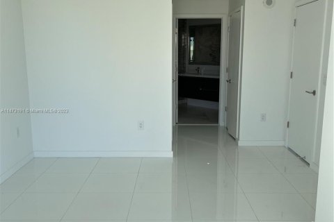 Copropriété à vendre à Miami, Floride: 1 chambre, 109.44 m2 № 781163 - photo 10