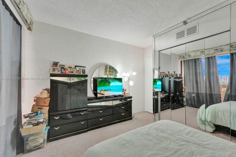 Condo in Aventura, Florida, 3 bedrooms  № 908550 - photo 12