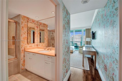 Condo in Aventura, Florida, 3 bedrooms  № 1305911 - photo 19