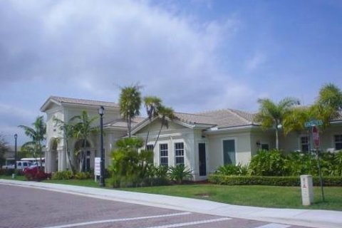 Touwnhouse à vendre à Tamarac, Floride: 3 chambres, 122.17 m2 № 1183567 - photo 11