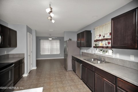 Casa en venta en Jacksonville, Florida, 4 dormitorios, 230.49 m2 № 891563 - foto 2