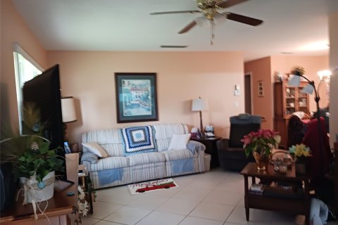 Купить таунхаус в Дирфилд-Бич, Флорида 2 спальни, 93.65м2, № 910088 - фото 14