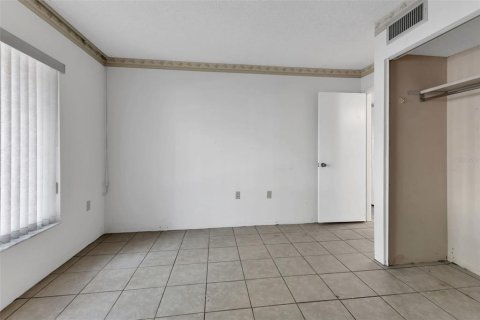 Condo in Port Charlotte, Florida, 2 bedrooms  № 1169384 - photo 17