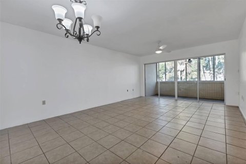 Copropriété à vendre à Port Charlotte, Floride: 2 chambres, 85.38 m2 № 1169384 - photo 11