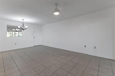 Copropriété à vendre à Port Charlotte, Floride: 2 chambres, 85.38 m2 № 1169384 - photo 9