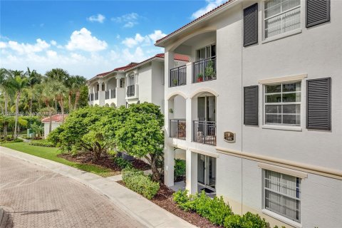 Condo in Aventura, Florida, 2 bedrooms  № 1353844 - photo 4