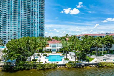 Copropriété à vendre à Aventura, Floride: 2 chambres, 95.13 m2 № 1353844 - photo 30