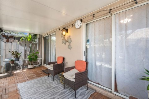 Villa ou maison à vendre à Margate, Floride: 2 chambres, 96.99 m2 № 1353893 - photo 20