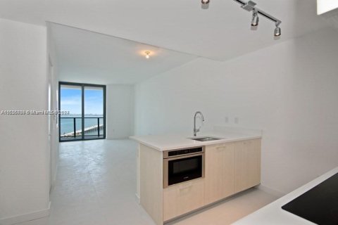 Copropriété à louer à Miami, Floride: 1 chambre, 57.79 m2 № 1357059 - photo 4