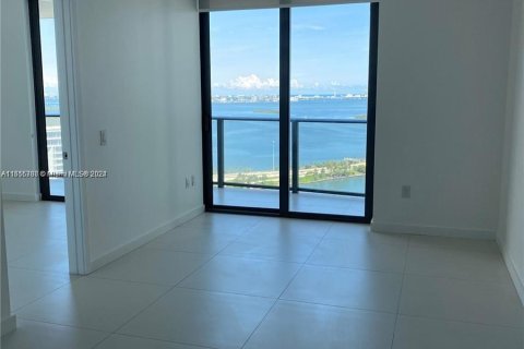 Condo in Miami, Florida, 1 bedroom  № 1357059 - photo 25