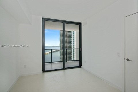 Condominio en alquiler en Miami, Florida, 1 dormitorio, 57.79 m2 № 1357059 - foto 3