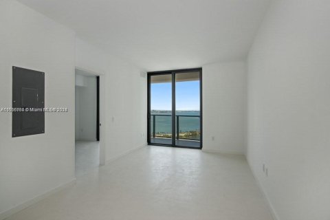 Condominio en alquiler en Miami, Florida, 1 dormitorio, 57.79 m2 № 1357059 - foto 2