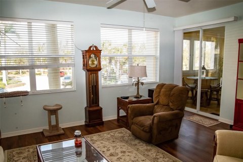 Condo in Punta Gorda, Florida, 2 bedrooms  № 1317549 - photo 19