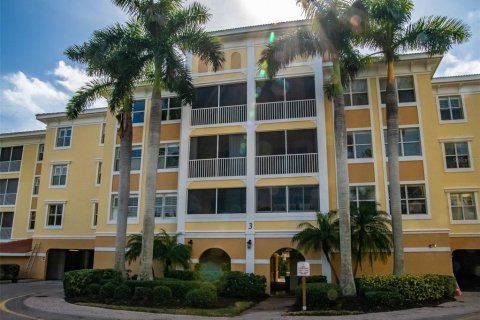 Condo in Punta Gorda, Florida, 2 bedrooms  № 1317549 - photo 1