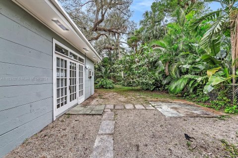 Villa ou maison à louer à Fort Lauderdale, Floride: 2 chambres, 74.14 m2 № 1351935 - photo 25