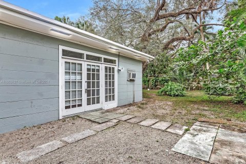 Villa ou maison à louer à Fort Lauderdale, Floride: 2 chambres, 74.14 m2 № 1351935 - photo 29