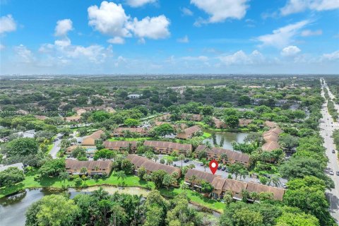 Adosado en venta en Coconut Creek, Florida, 2 dormitorios, 137.5 m2 № 1352041 - foto 5