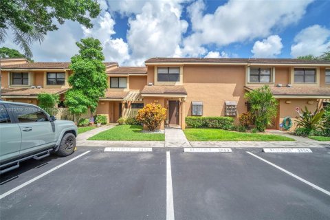 Adosado en venta en Coconut Creek, Florida, 2 dormitorios, 137.5 m2 № 1352041 - foto 2