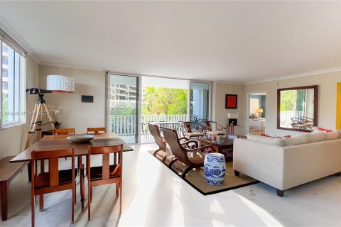Condominio en venta en Key Biscayne, Florida, 2 dormitorios, 125.42 m2 № 749938 - foto 18