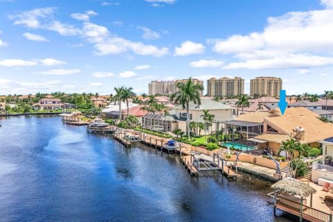 Villa ou maison à vendre à Cape Coral, Floride: 3 chambres, 308.53 m2 № 1342974 - photo 4