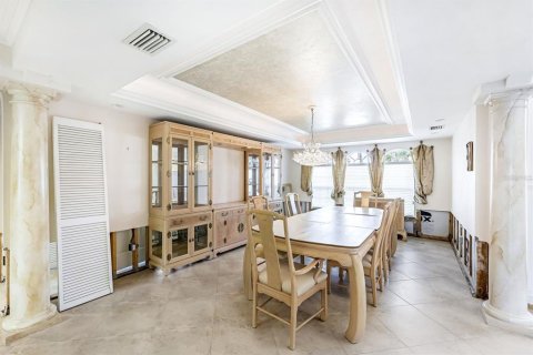 Villa ou maison à vendre à Cape Coral, Floride: 3 chambres, 308.53 m2 № 1342974 - photo 8