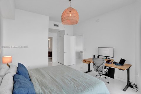 Condominio en venta en Miami, Florida, 1 dormitorio, 108.6 m2 № 276198 - foto 26