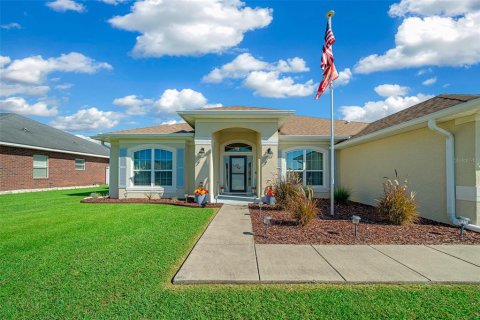 Casa en venta en Belleview, Florida, 4 dormitorios, 216.65 m2 № 1383261 - foto 4