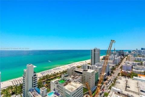 Copropriété à vendre à Miami Beach, Floride: 1 chambre, 93.09 m2 № 1236821 - photo 2