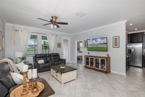 Villa ou maison à vendre à New Port Richey, Floride: 4 chambres, 191.47 m2 № 1315367 - photo 7