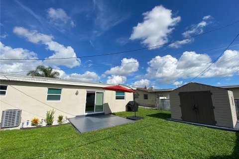 Casa en venta en Hollywood, Florida, 3 dormitorios, 129.78 m2 № 1140963 - foto 7