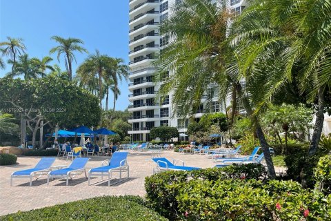 Condo in Aventura, Florida, 2 bedrooms  № 1140964 - photo 7