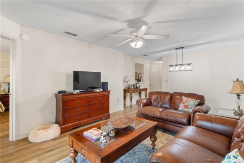 Condo in Kissimmee, Florida, 2 bedrooms  № 1254328 - photo 7