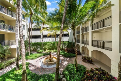 Condo in Boynton Beach, Florida, 1 bedroom  № 1121130 - photo 19