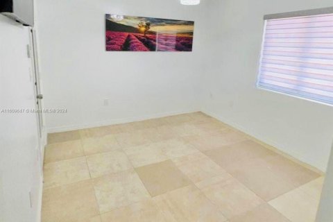 Casa en venta en Homestead, Florida, 4 dormitorios, 157.19 m2 № 1233203 - foto 30