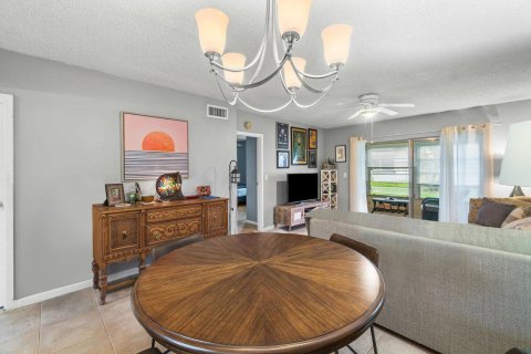 Condo in Delray Beach, Florida, 2 bedrooms  № 1017001 - photo 14