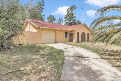 House in Ocala, Florida 3 bedrooms, 120.12 sq.m. № 1300110 - photo 2