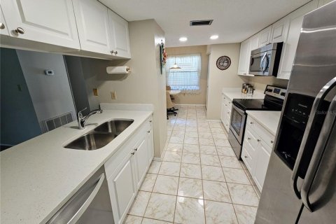 Copropriété à vendre à Holiday, Floride: 2 chambres, 103.49 m2 № 1299338 - photo 8