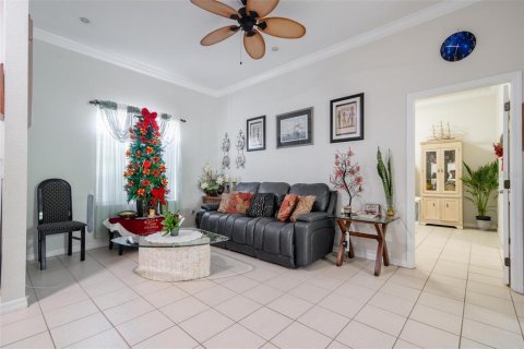 House in Port Charlotte, Florida 3 bedrooms, 197.7 sq.m. № 1327186 - photo 4