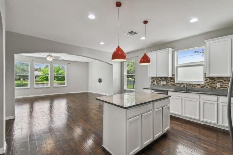 Casa en venta en Orlando, Florida, 5 dormitorios, 294.78 m2 № 1428764 - foto 6