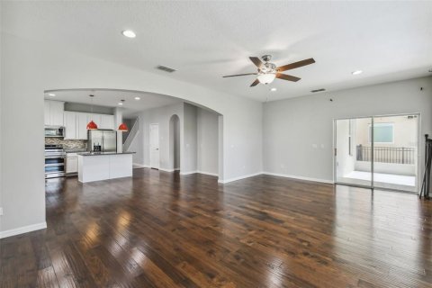 Casa en venta en Orlando, Florida, 5 dormitorios, 294.78 m2 № 1428764 - foto 8