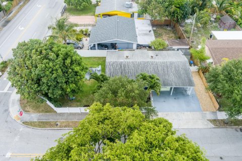 Casa en venta en West Palm Beach, Florida, 3 dormitorios, 118.73 m2 № 1224792 - foto 23