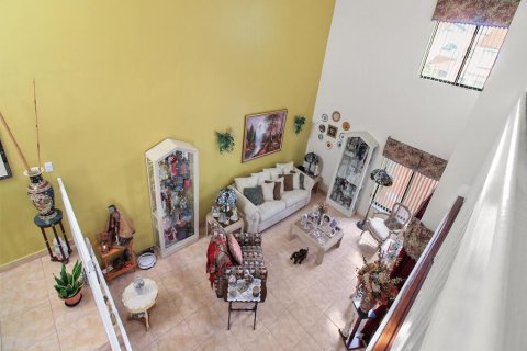 Townhouse in Miami, Florida 3 bedrooms, 170.94 sq.m. № 1224783 - photo 9