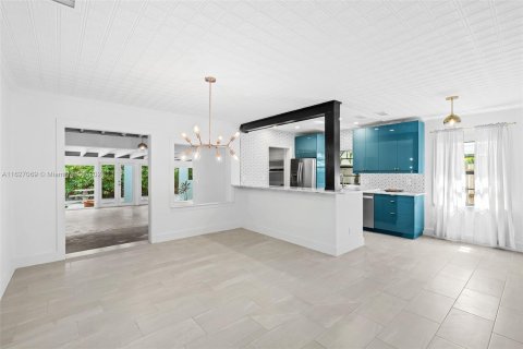 Villa ou maison à vendre à Fort Lauderdale, Floride: 2 chambres, 76.92 m2 № 1281284 - photo 1