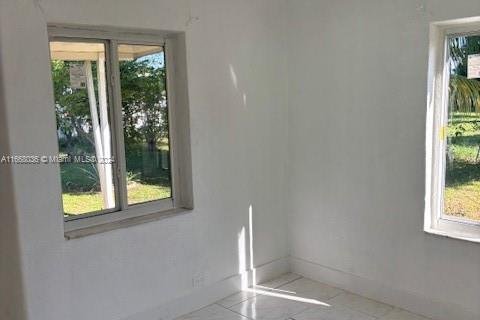 Casa en venta en Miami Gardens, Florida, 3 dormitorios, 107.4 m2 № 1386099 - foto 25