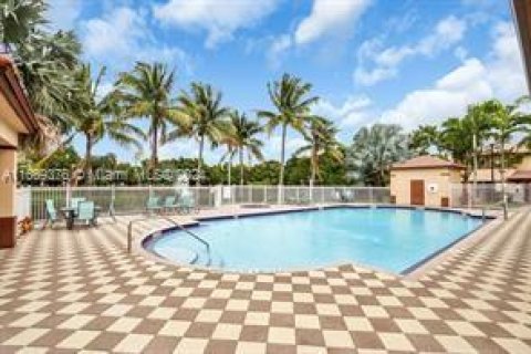 Touwnhouse à vendre à Riviera Beach, Floride: 2 chambres, 113.99 m2 № 1386191 - photo 7