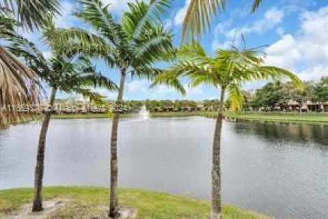 Adosado en venta en Riviera Beach, Florida, 2 dormitorios, 113.99 m2 № 1386191 - foto 11