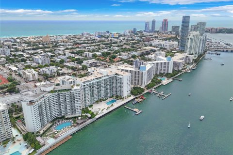 Copropriété à vendre à Miami Beach, Floride: 69.31 m2 № 1386190 - photo 3