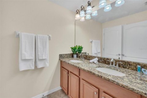 Townhouse in Kissimmee, Florida 4 bedrooms, 176.7 sq.m. № 1260290 - photo 26