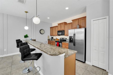 Adosado en venta en Kissimmee, Florida, 4 dormitorios, 176.7 m2 № 1260290 - foto 9